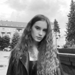 Ангеліна Лебідь