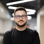 Карен Нікіфоров